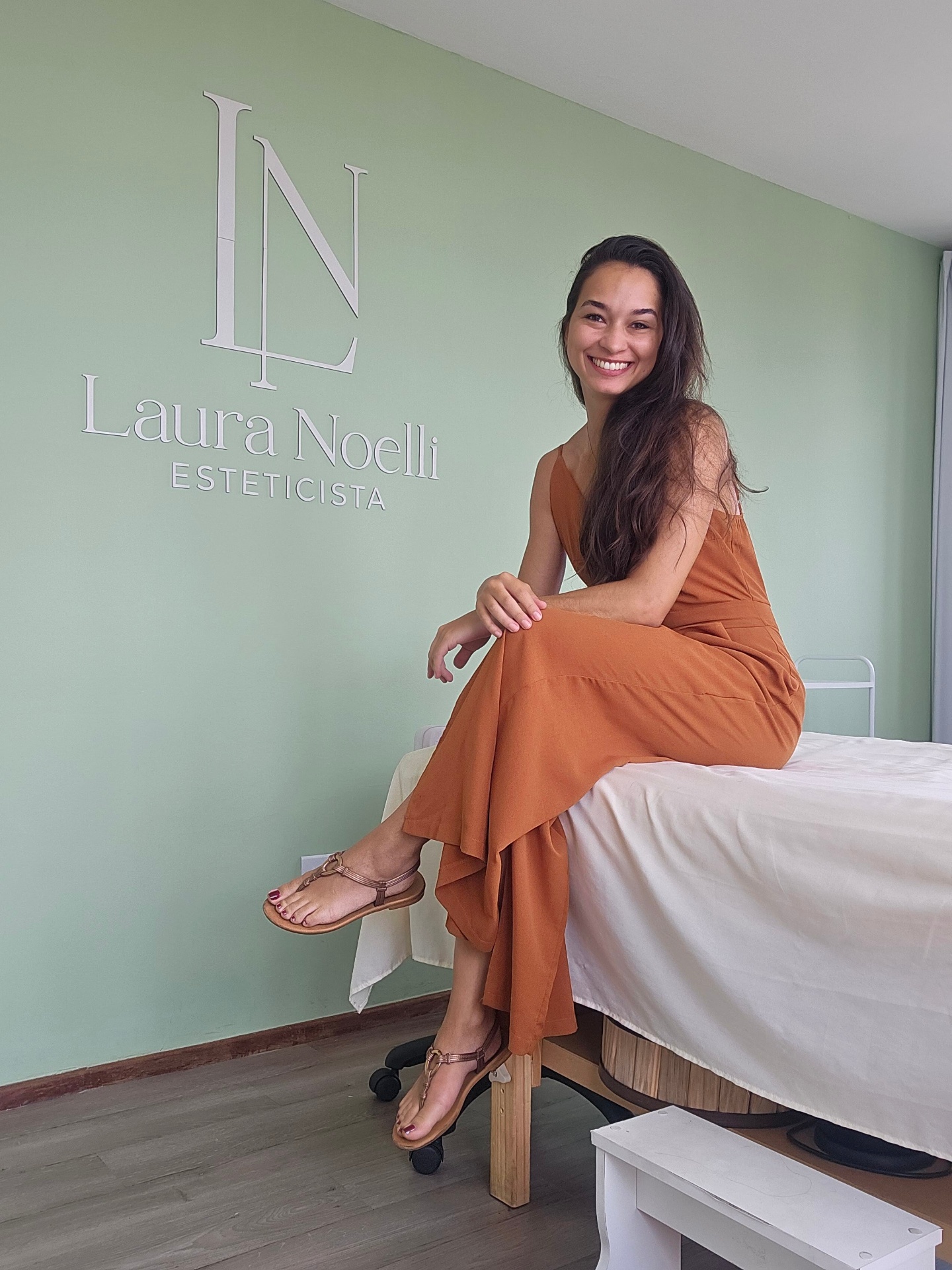 Laura Noelli na sua clínica